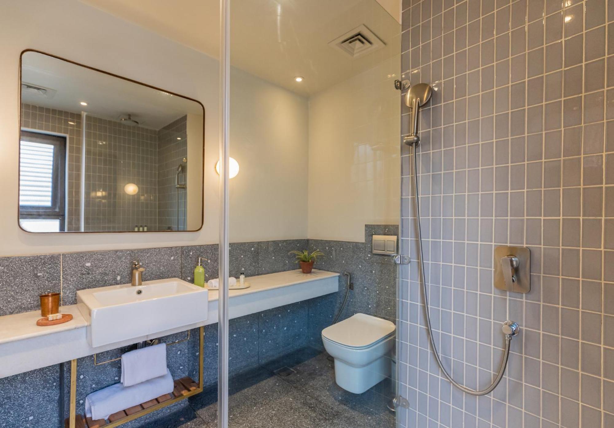 Amrit Bhawan Apartman Haridvár Szoba fotó